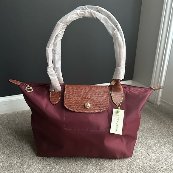 Longchamp Handbags - NEW Longchamp small tote bag burgundy nylon